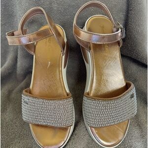 Women’s sandal